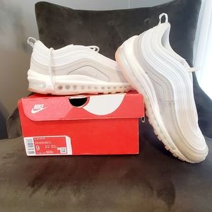 SIZE 9 NIKE AIRMAX 97